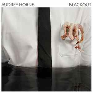 FLAC Audrey Horne - Blackout